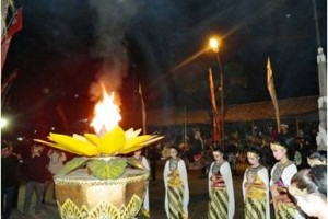 Prosesi pembukaan Seren Taun Cigugur 2104.